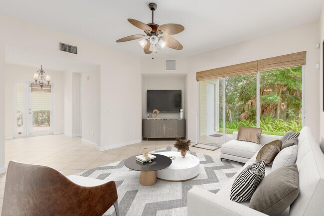 Building Photo - 3407 SW Sawgrass Villas Dr
