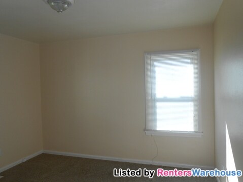 Building Photo - 8014 Patterson Dr