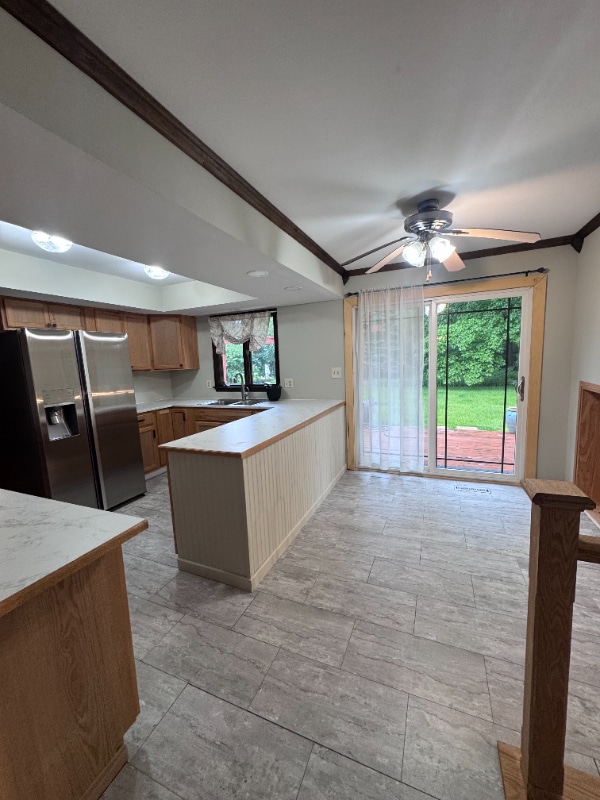 Building Photo - 9611 Acorn Dr