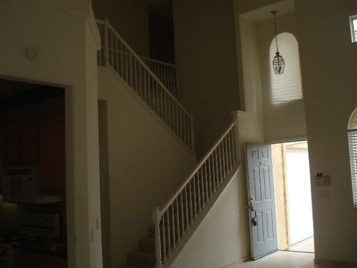 Building Photo - 2321 Tree Line Dr