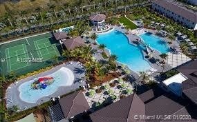 Foto del edificio - 8039 NW 104th Ave