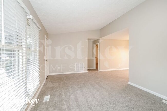Building Photo - 517 Catawba Cir N