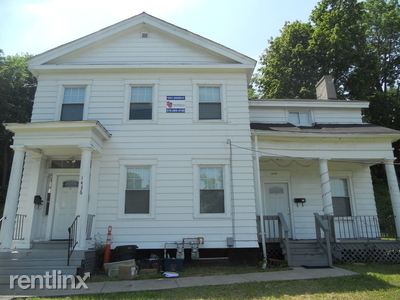 Building Photo - 1436 E Genesee St