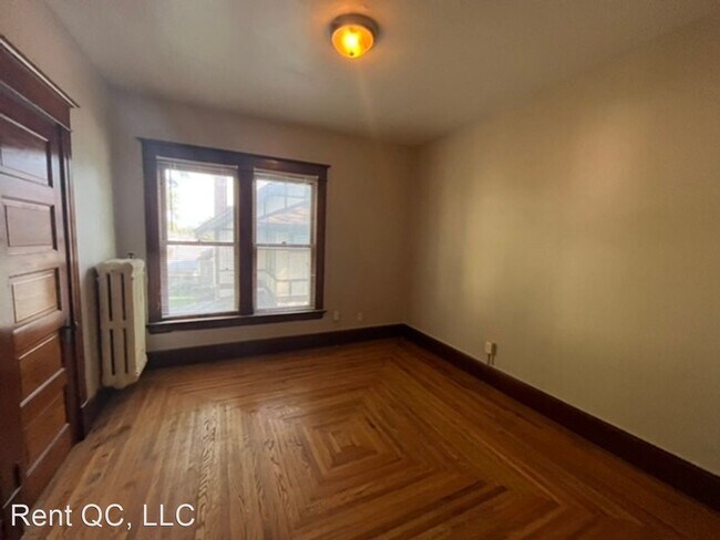 Building Photo - 5 br, 2 bath House - 2104 Grand Avenue