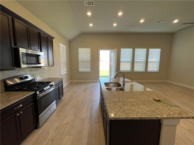 Building Photo - 2409 Indian Clover Trl