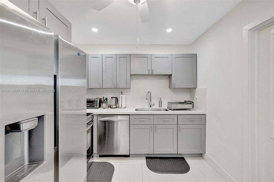 Photo - 1504 SW 6th Avenue Unit 1504