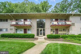 Building Photo - 4379 Americana Dr