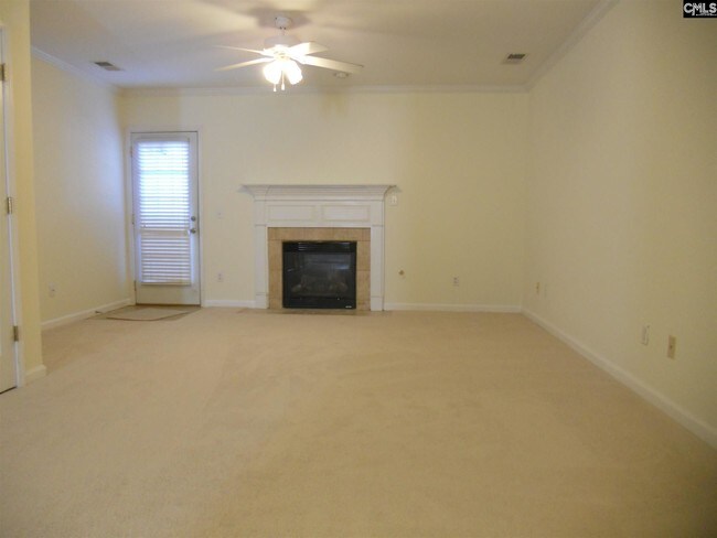 Foto del edificio - 819 Harden St