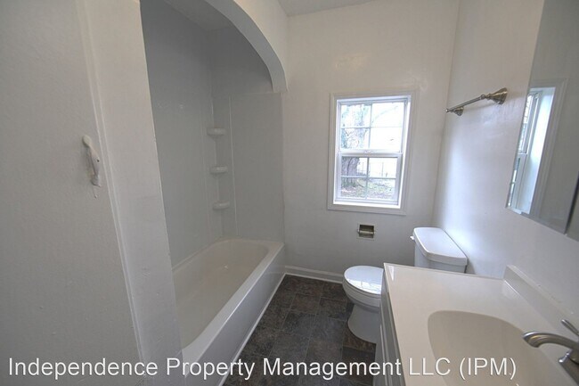Foto del edificio - 4 br, 1 bath House - 1326 Ohmer Street