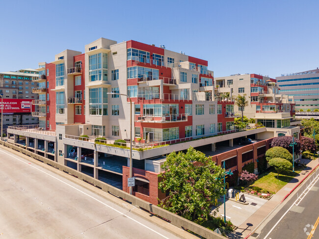 Foto del edificio - The Terraces At Emerystation