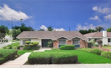 Building Photo - 1511 S Santa Anita Ave