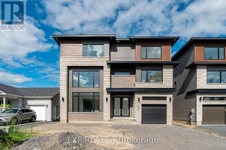 Building Photo - 489 Duvernay Dr