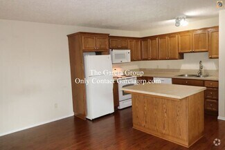 Building Photo - 376 N Hayden Island Dr