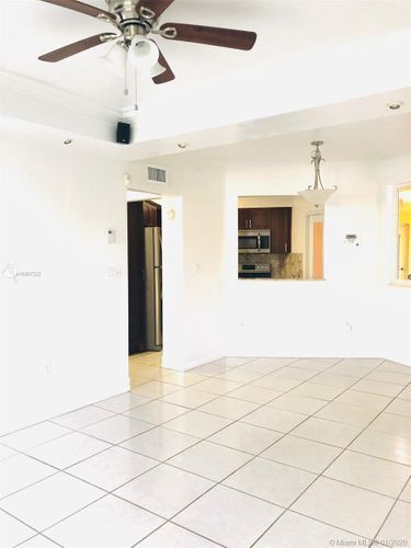 Foto del edificio - 1701 NE Miami Gardens Dr