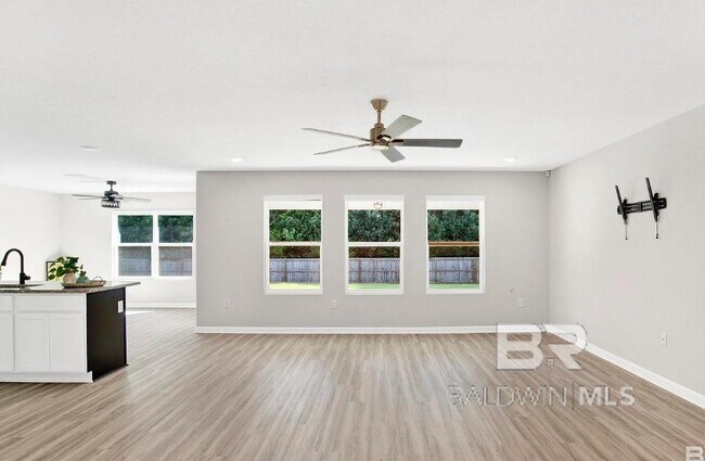 Building Photo - 12698 Mikado Cir