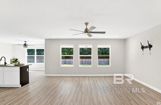 Foto del edificio - 12698 Mikado Cir