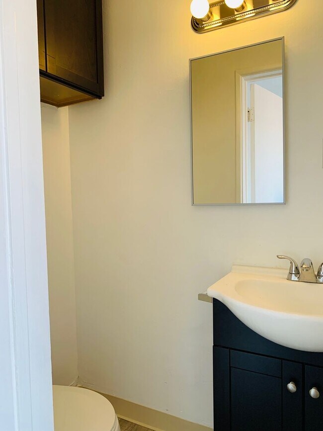 Foto del interior - 917 Centinela Ave