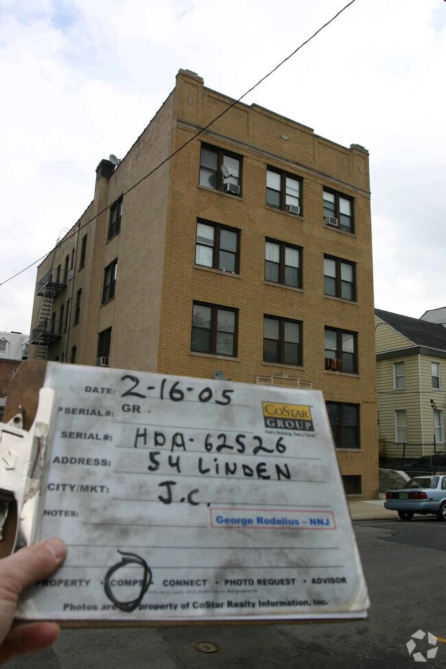 Building Photo - 54-56 Linden Ave