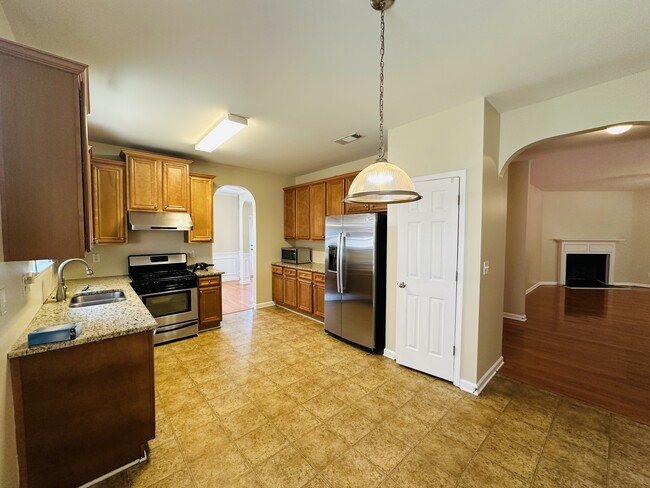 Foto del edificio - 3761 Sunbridge Dr