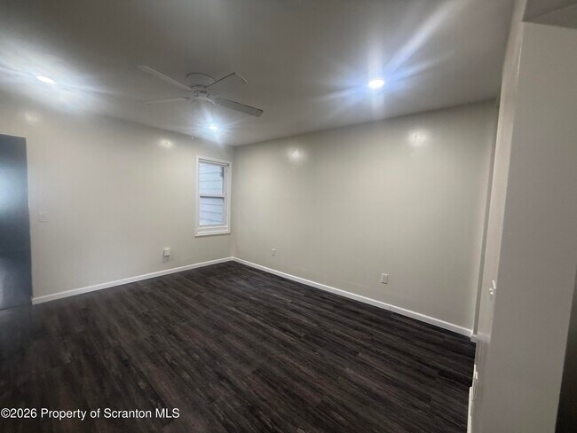 Foto del edificio - 216 Horton St