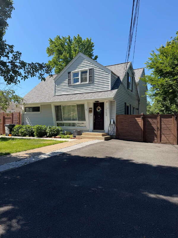 Photo - 1909 Rollins Drive