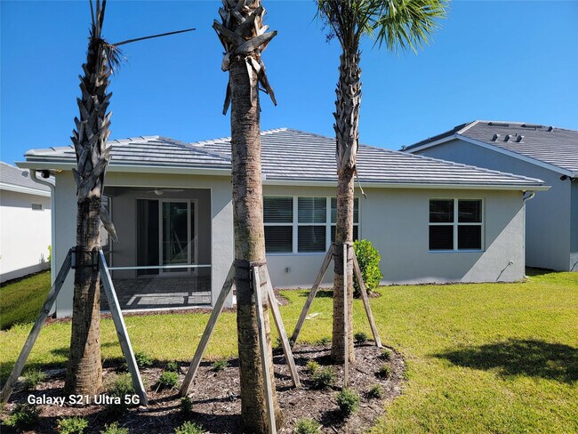 Building Photo - 8433 Beagle Ter