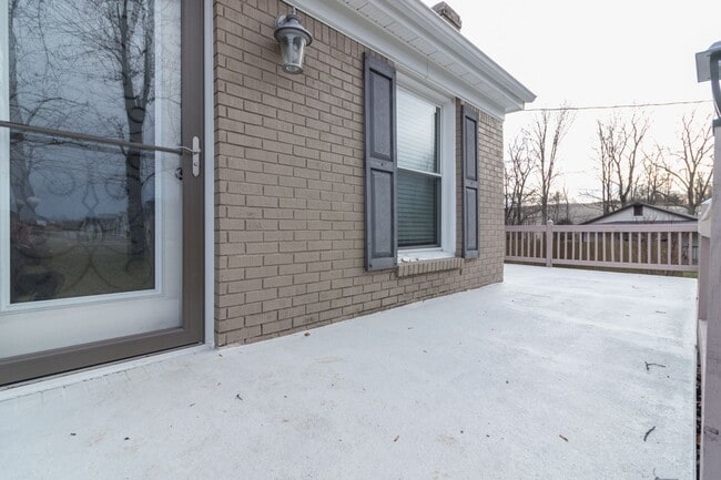 Building Photo - 2588 Hutcherson Ln