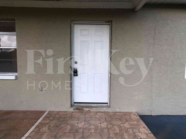 Foto del edificio - 3252 Peterborough St