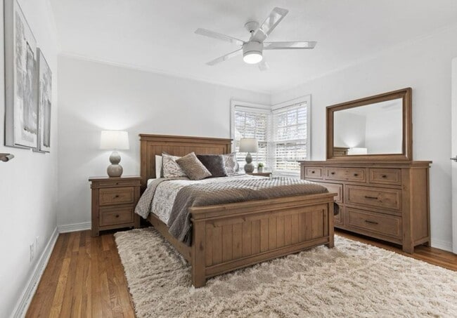 Foto del edificio - 3248 Cockrell Ave