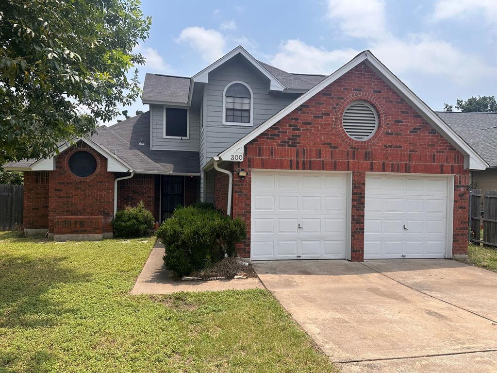 Primary Photo - 300 Oakcrest Dr