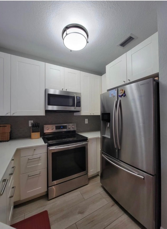 Building Photo - 6503 Catalina Ln