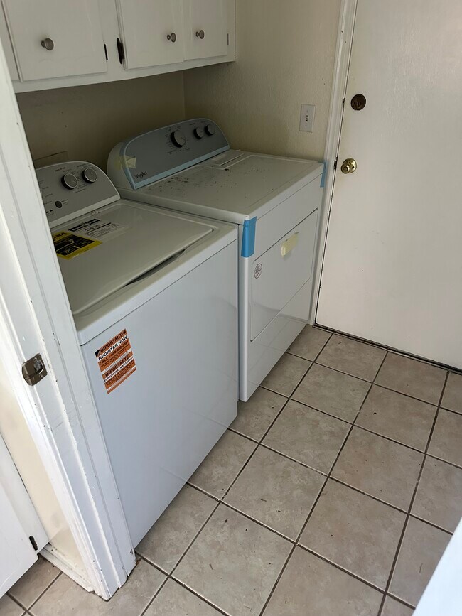 Building Photo - 3206 S 148th E Pl