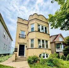 Building Photo - 5137 W Henderson St