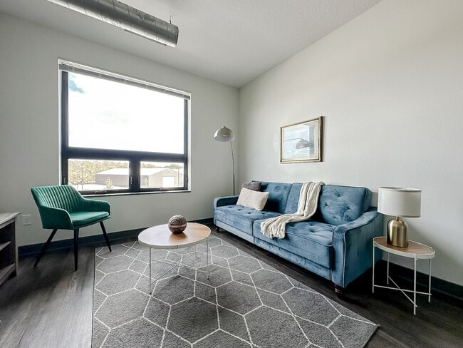 Building Photo - 1261 8th St Building Photo - 1261 8th St