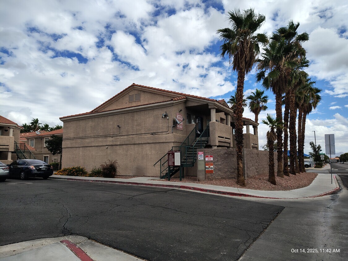 Primary Photo - 6552 Wilma Ave