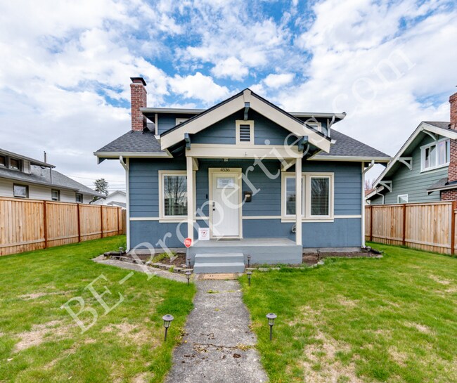 Foto del edificio - Renovated Tacoma Home