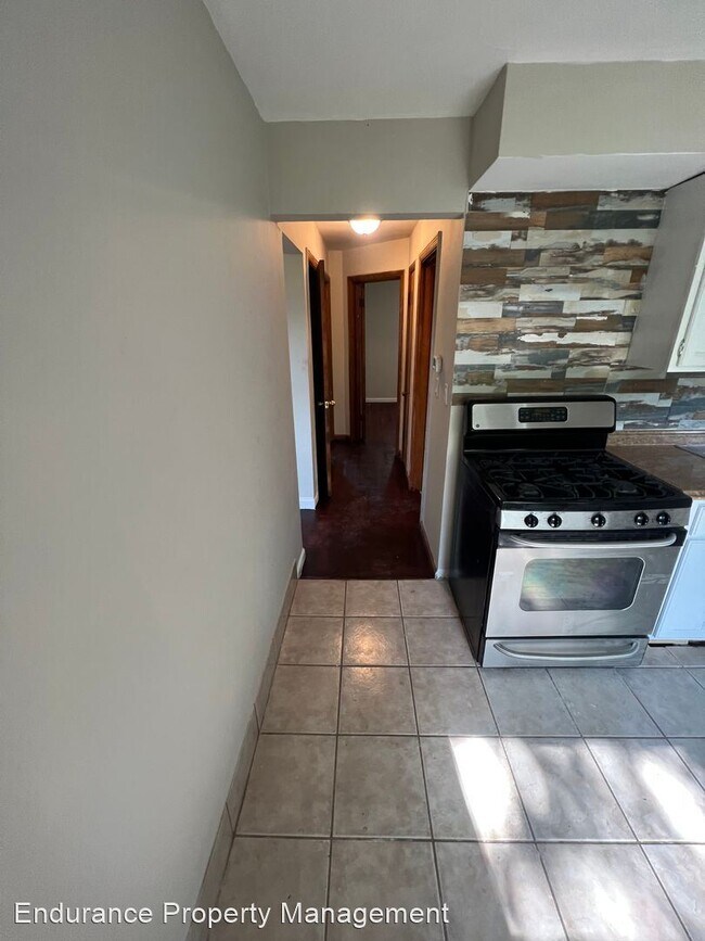Foto del edificio - 2 br, 1 bath House - 937 Grand Avenue