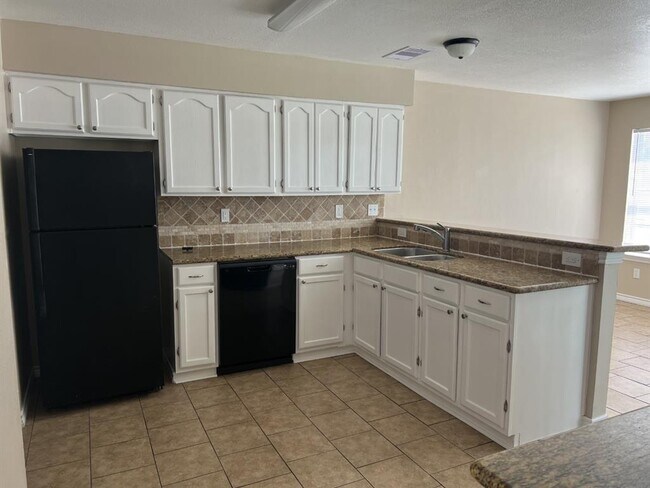 Foto del edificio - 8003 Catalpa St