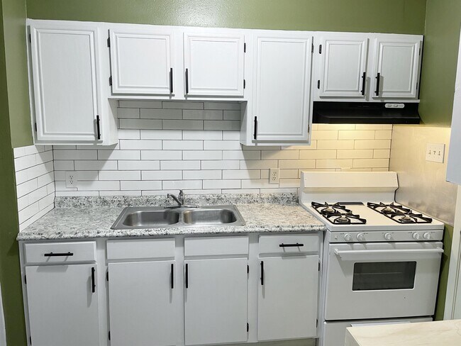 Photo - 114 Poppy St (San Antonio, TX) Townhome
