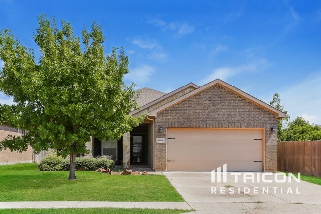 Building Photo - 8508 Axis Deer Run