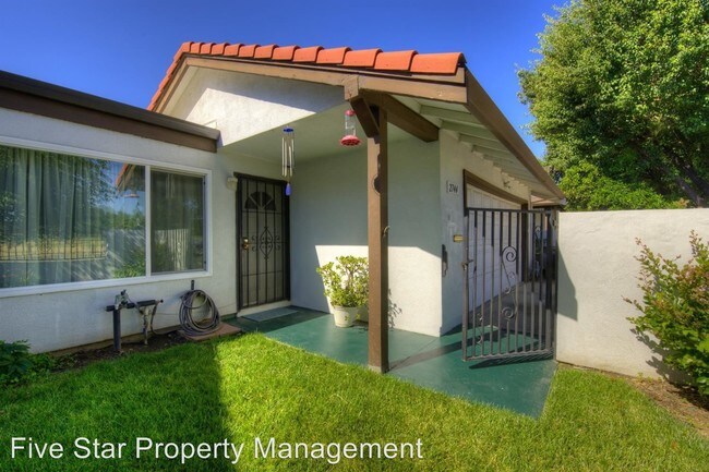 Building Photo - 3 br, 2 bath House - 2744 El Pasado Dr