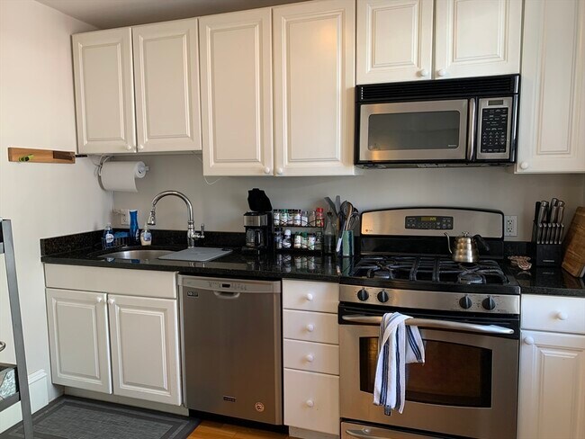 Foto del edificio - 29 Bowdoin St