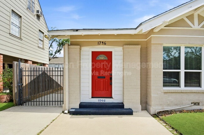 Foto del edificio - 1746 Colquitt St