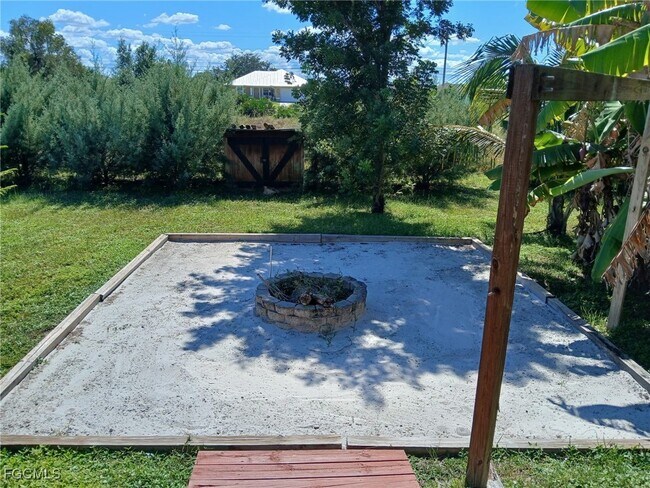 Foto del edificio - 2613 39th St SW