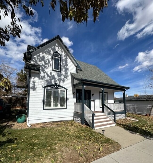 Foto del edificio - Downtown Louisville, 3BD, 2.5BA - Bright o...