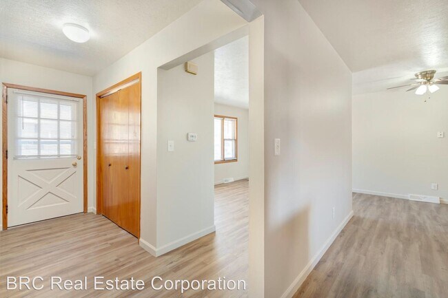 Foto del edificio - 2 br, 1 bath Apartment - 3620 West 80th Ave.