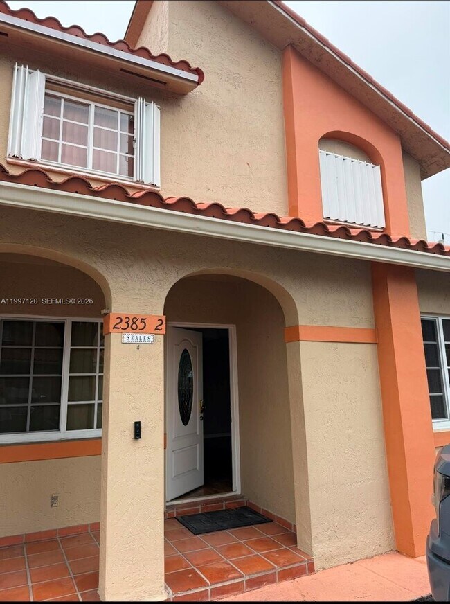 Building Photo - 2385 W 69th St