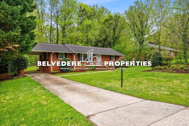 Foto del edificio - 2203 Oak Hill Dr