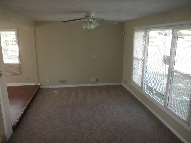 Building Photo - 1345 Martin Dr