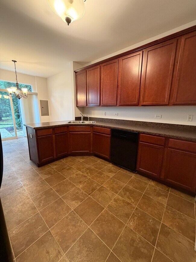 Foto del edificio - 4917 Montauk Dr